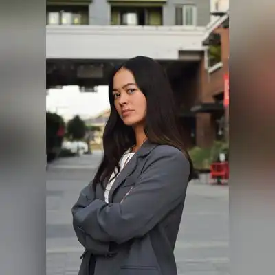 毕薇岩